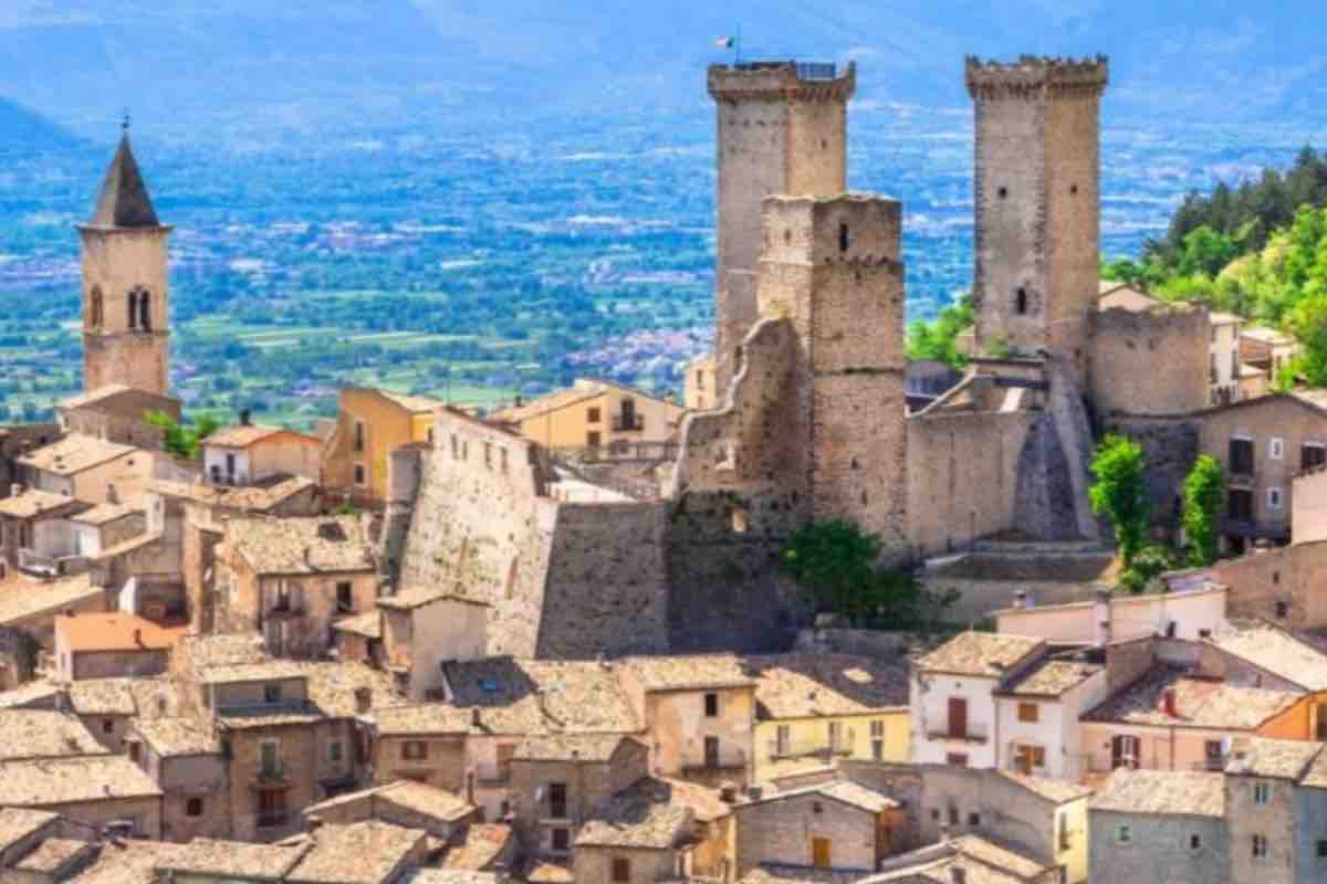 Abruzzo affascinante borgo antico tutto da scoprire 